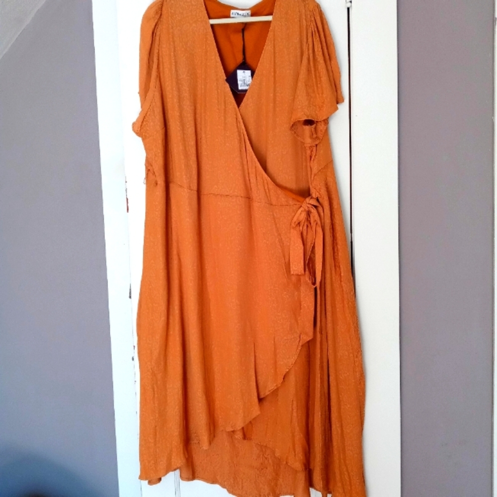 Ava&Viv wrap dress